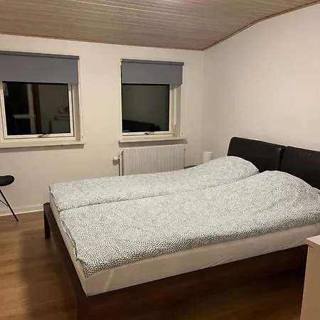 Apartament House Living